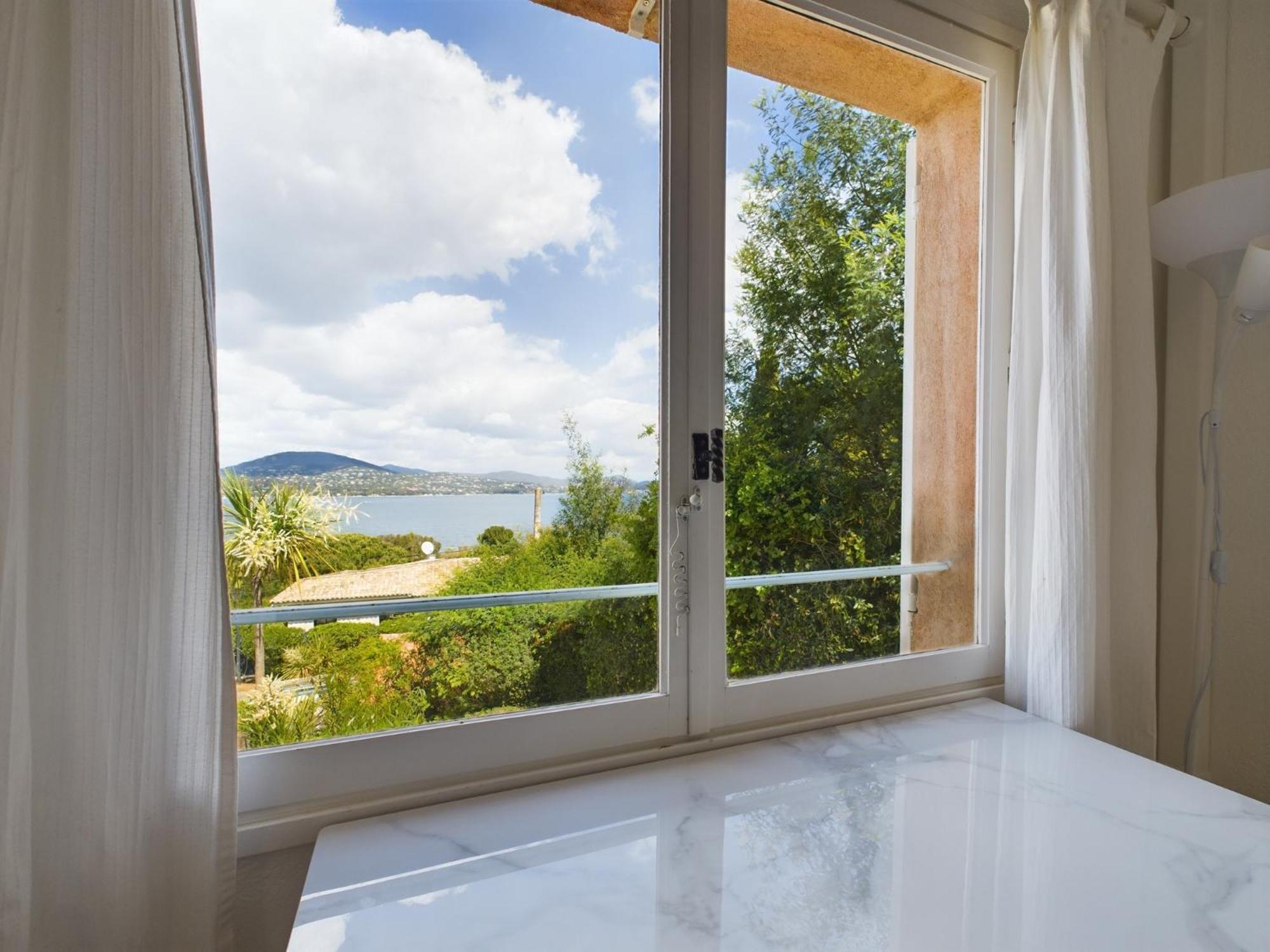 Enchanting + Pool St Tropez