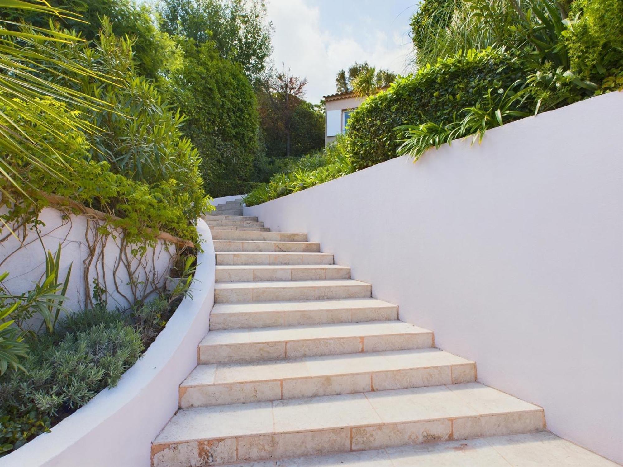 Enchanting + Pool St Tropez * Saint-Tropez